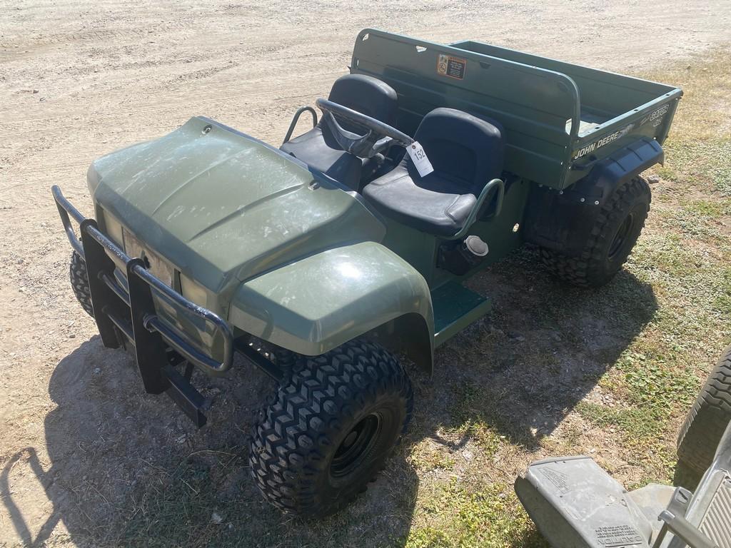 John Deere Gator 4x2 Runs & Drives