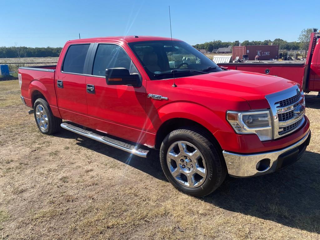 2014 Ford F150 XLT Crew Cab 2WD leather 188K Runs drives cold AC clean title