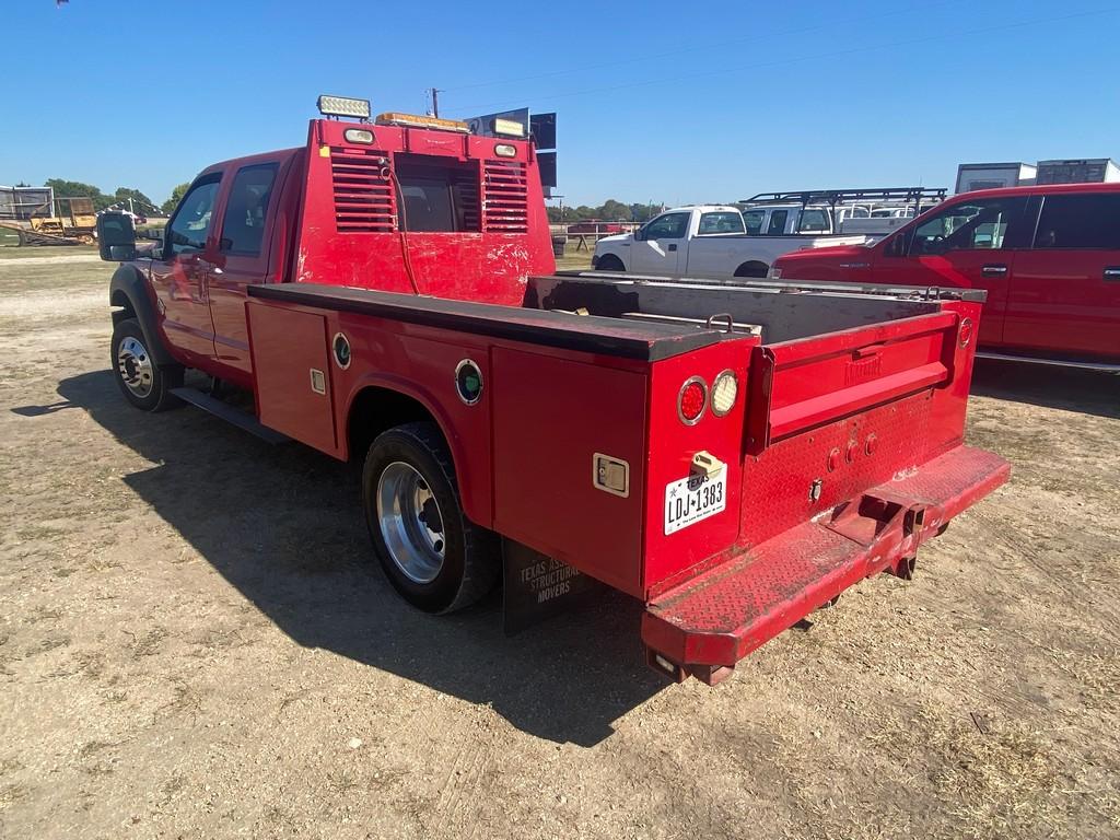 2015 Ford F450 Lariat Super Duty 6.7 Powerstroke with 8ft. Utility Bed