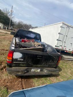 2000 Chevy 1500 Single cab Parts truck,bed full of trailer lights,Air hoses,radiators & misc has tit