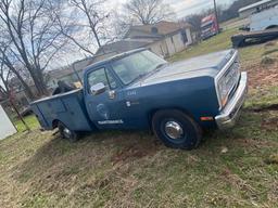 1989 Dodge Ram 250 Service Truck Blue Automatic Vin#35233 Shows 6,790 K miles runs has title vin#K50