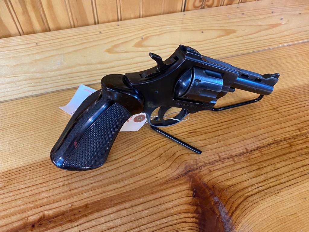 Arminuius 357 Magnum 6 shot Revolver with case SN#1033582