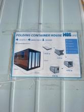 Folding container house has 1 damaged panel