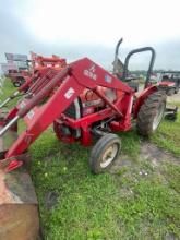 Massey 236 Showing 509 hrs with rear remotes