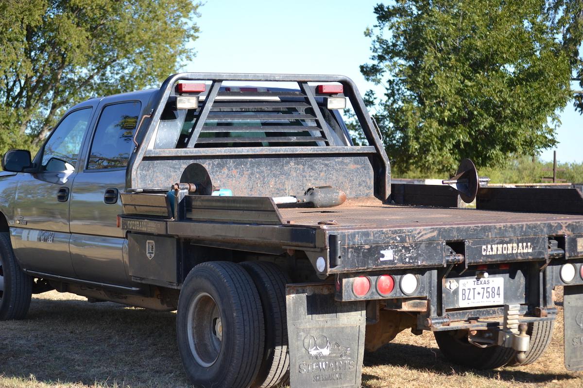 2006 GMC 1-Ton Truck with Cannonball Flatbed