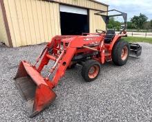 Kubota L3600 Tractor - 1717 hours - 2wd - Glide Shift Transmission - Runs