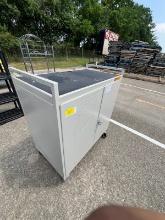 Bretford Electric Utility Cart