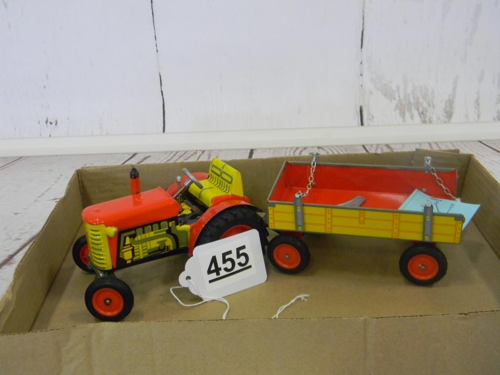 WIND UP ZETOR TRACTOR W/TRANSMISSION & WAGON NEW