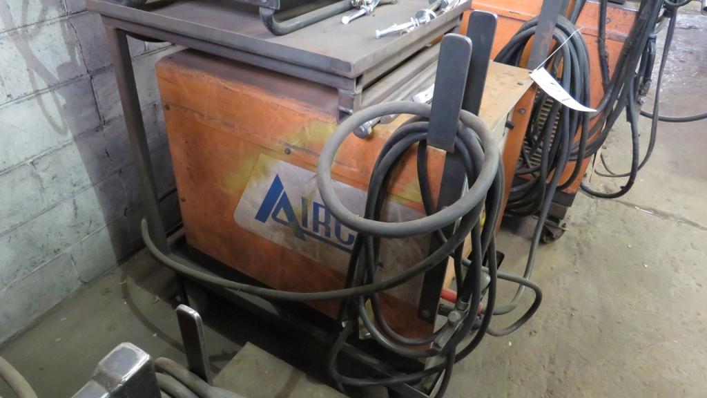 AIRCO 250 BUMBLEBEE AC/DC STICK WELDER