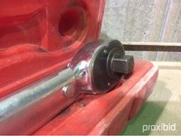 (1) Torque wrench 3/4 proto