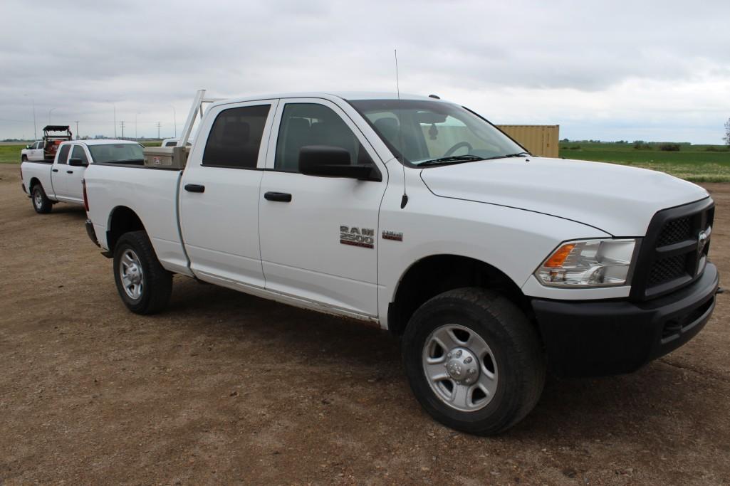 2016 RAM 2500 HD 4x4 crew cab, S/N: 3C6TR5CT9GG120575, 132,864 KM, 6'6" box + Storage box, Hemi engi