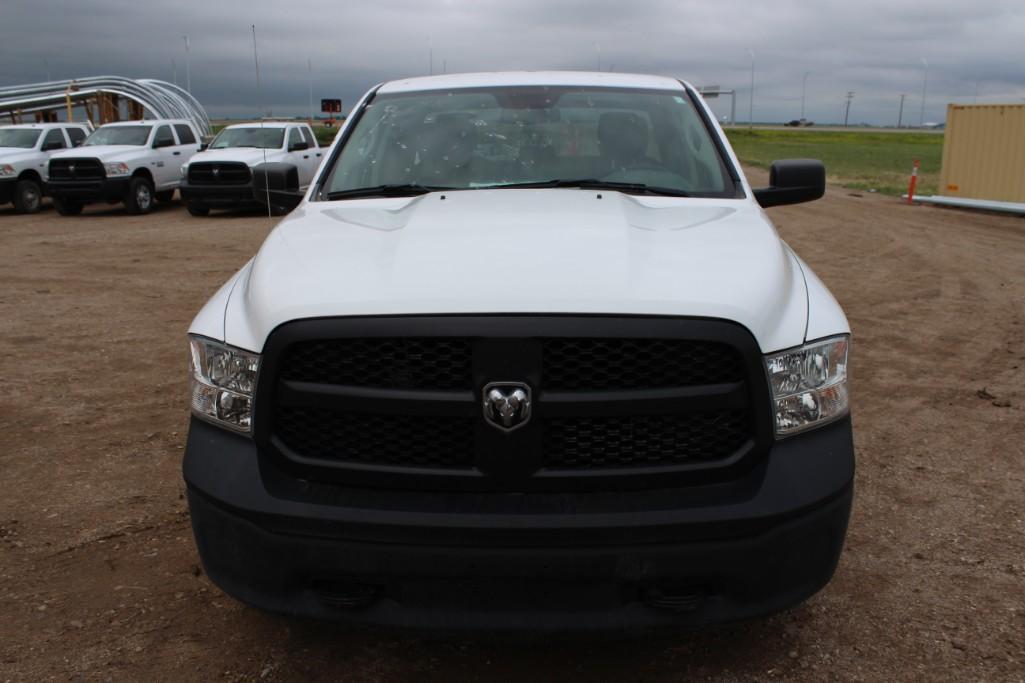 2017 RAM 1500 4x4 crew cab, S/N: 1C6RR7FT9HS738054, 50,944 KM, 6'6" box, Hemi engine V8 5,7L, AC, AM