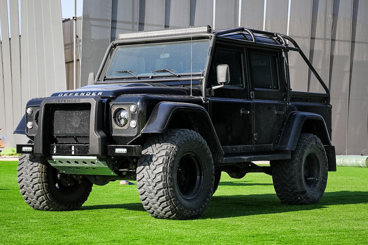 2015 Land Rover Defender Pick-up