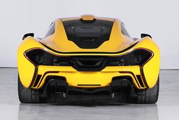 2015 McLaren P1