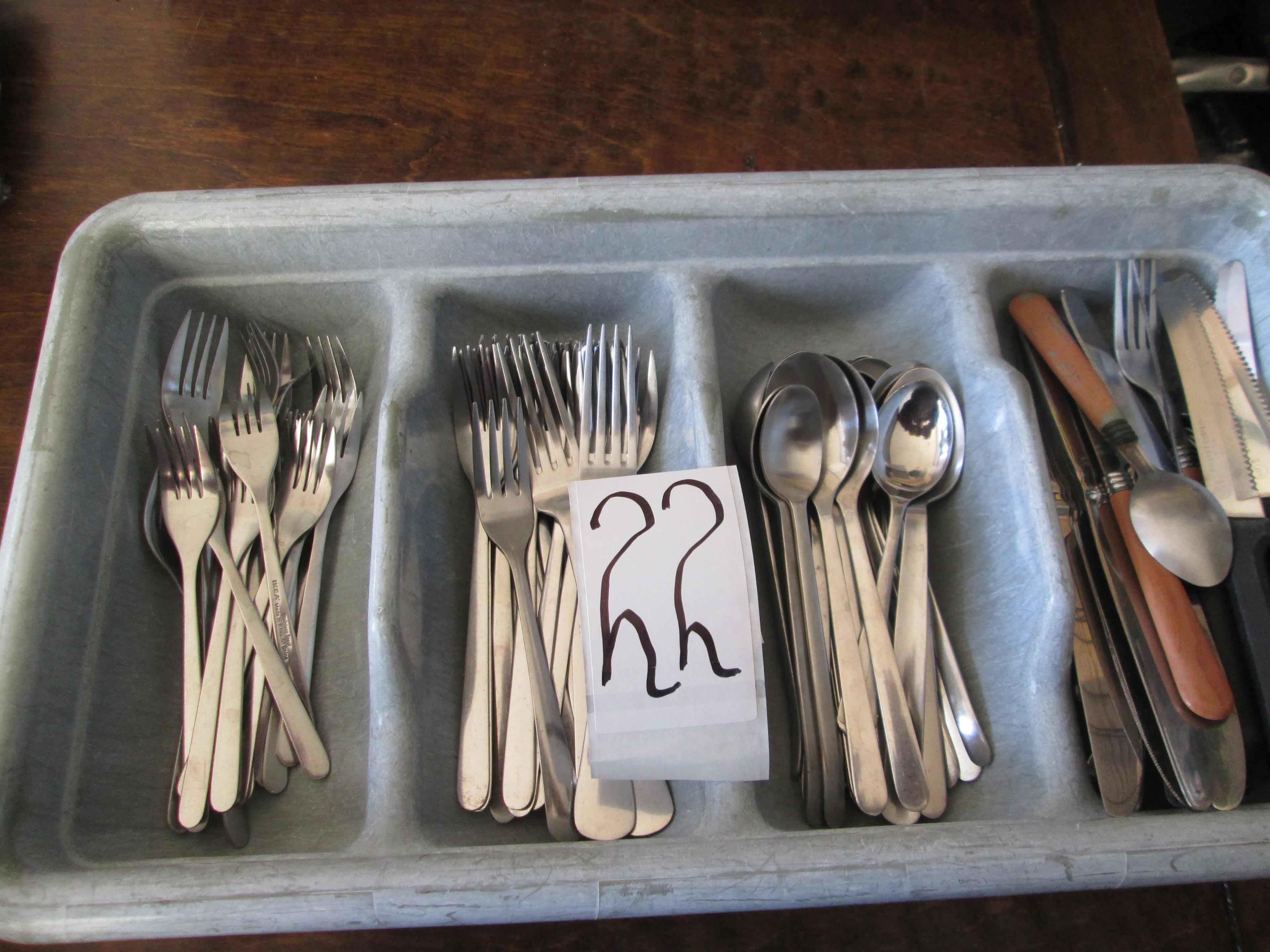 Silverware Caddy With Silverware