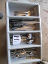 Silverware Caddy with Silverware