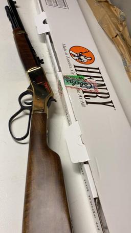 Henry Repeating Arms model H006MR Henry Big Boy carbine .357 MAG/.38This ri