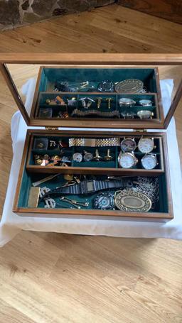 Men’s jewerly box and jewerly