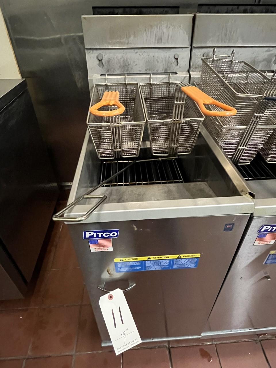 PITCO S/S 40LB 107K BTU FRYER W/(2)FRY BASKETS MOD. 40D