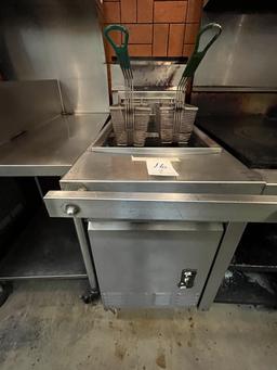 MONTAGUE ALL S/S 40LB FRYER