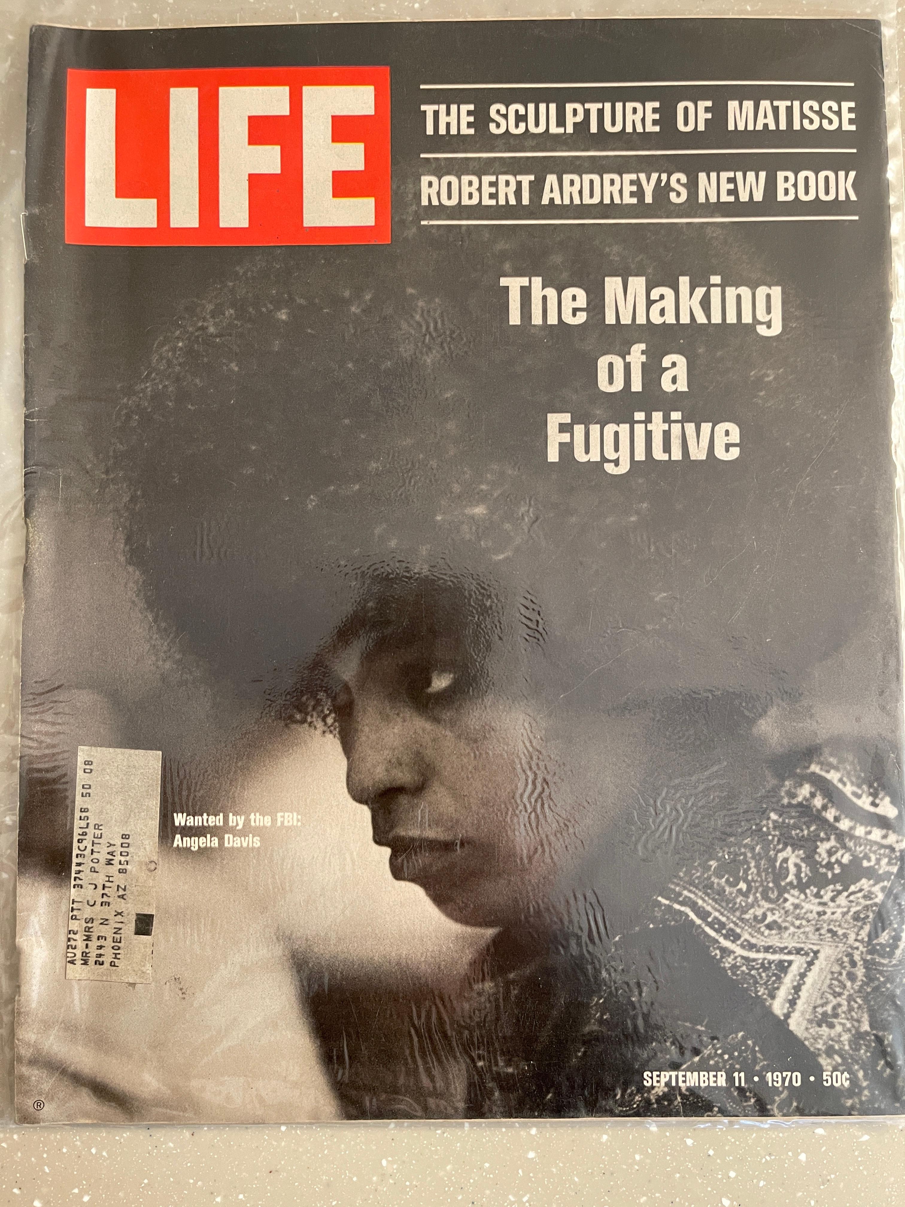 Vintage Life Magazine September 1970 Bronze Age Angela Davis Wanted by the FBI