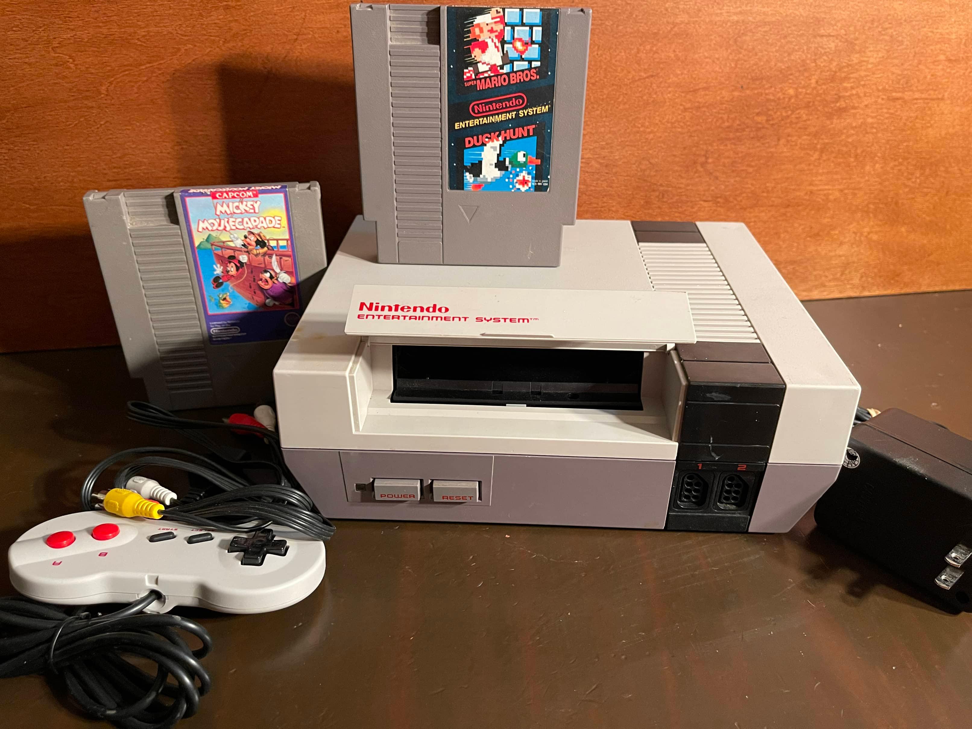 Nintendo Entertainment System with Power Cord Wires and One Controller with 2 Games Mario Bros Duck