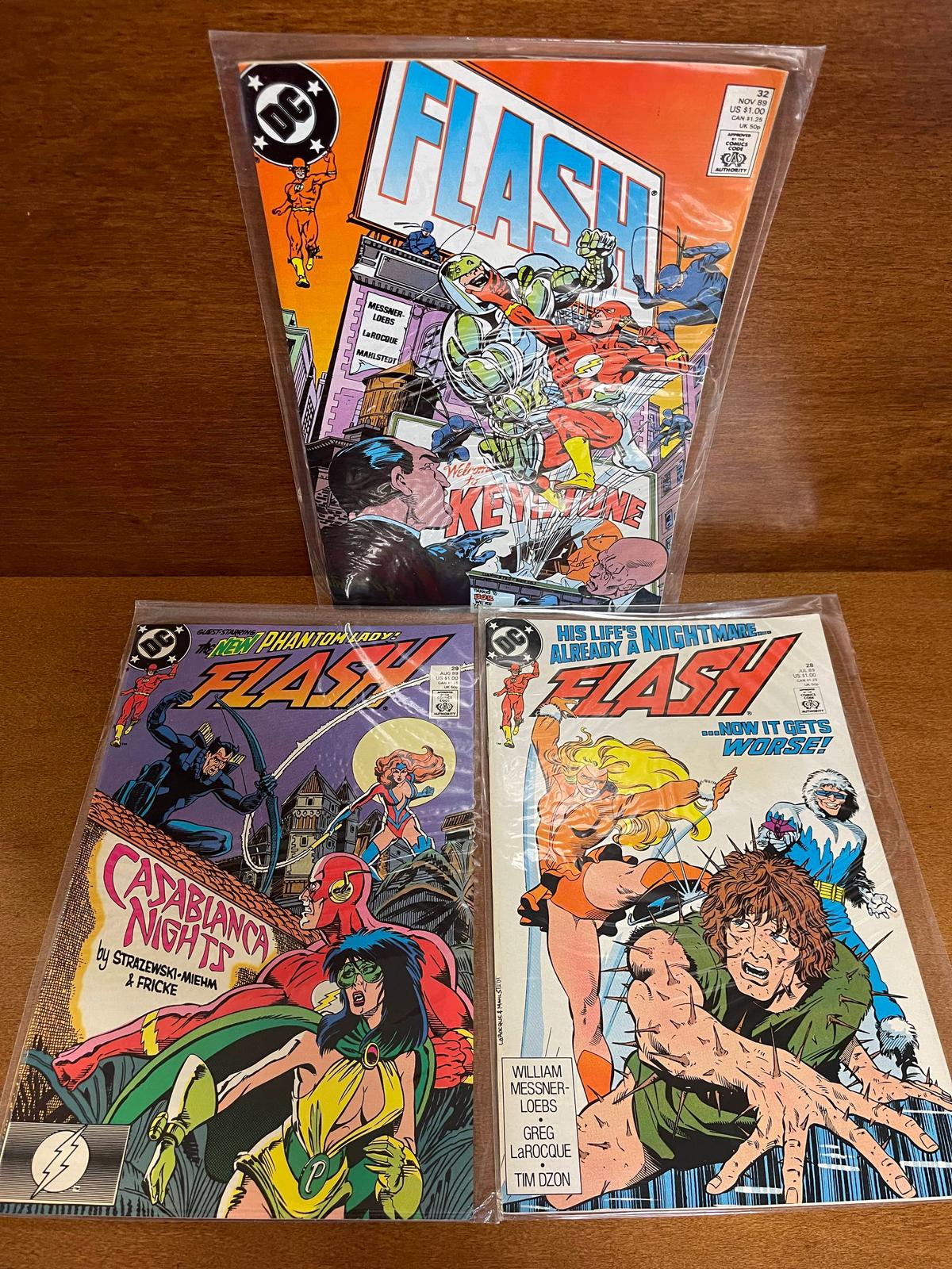 3 Issues Flash Comic #28 #29 #32 DC Comics Phantom Lady