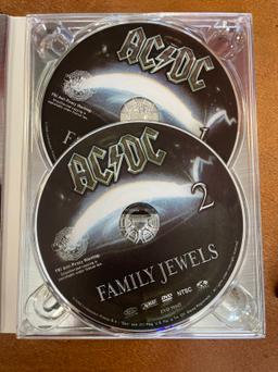 3 DVDs AC/DC No Bull Live in Madrid AC/DC Live in Donington & AC/DC Family Jewels DVD