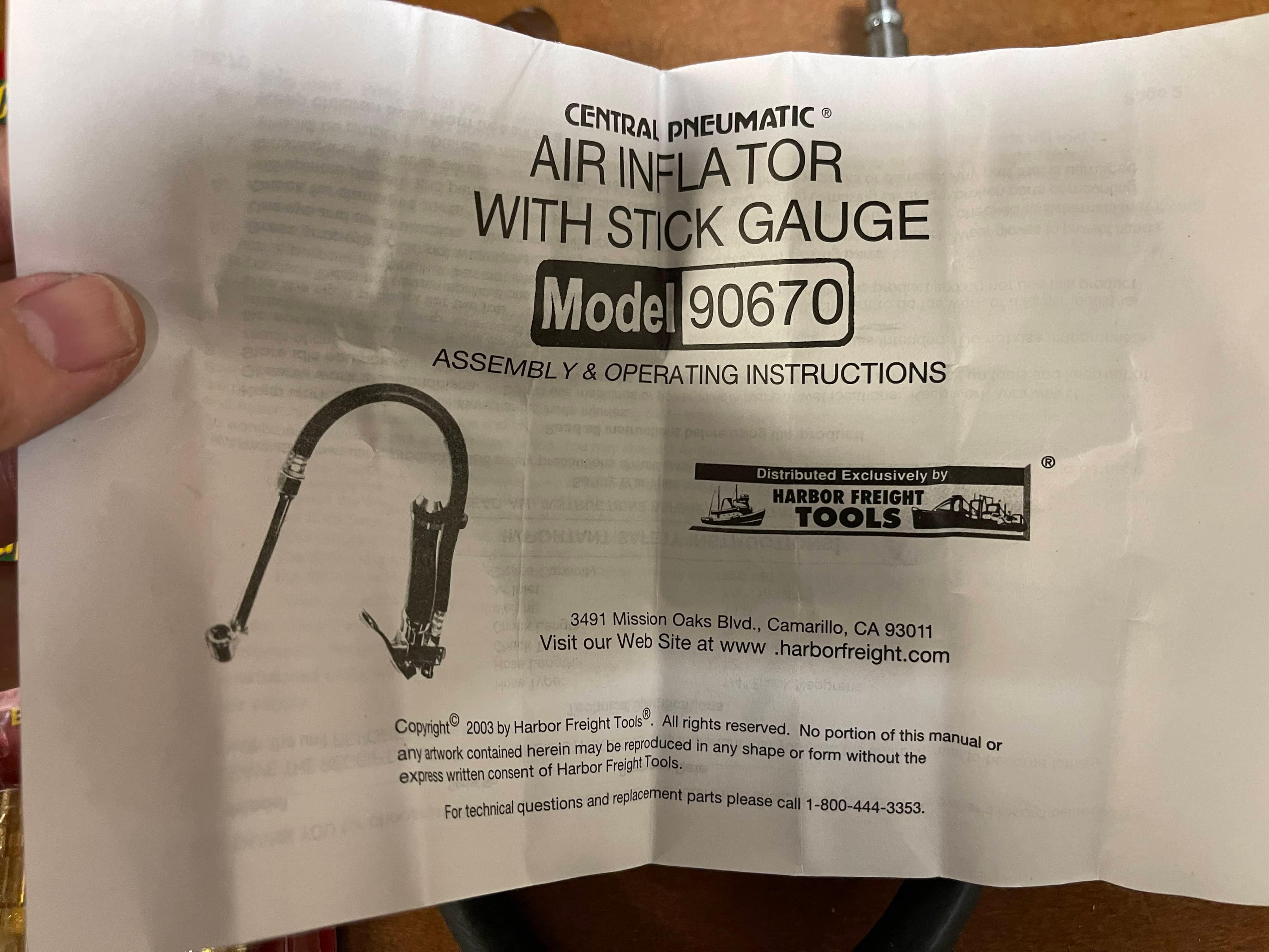 NEW Air Inflator with Stick Gauge Model 90670 Plus 2 Quick Coupler Brass Sets Item 42444