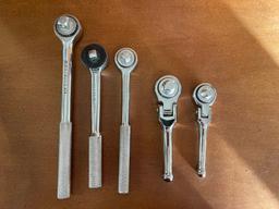 5 Socket Wrenches Various Sizes Western Auto Chrome Vanadium All in Excellent Condition