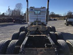 2014 388 Peterbilt Day cab