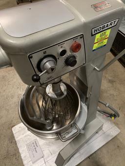 Hobart D-300T 30qt. All Purpose Mixer Including Stainless Steel Bowl, Whip & Paddle