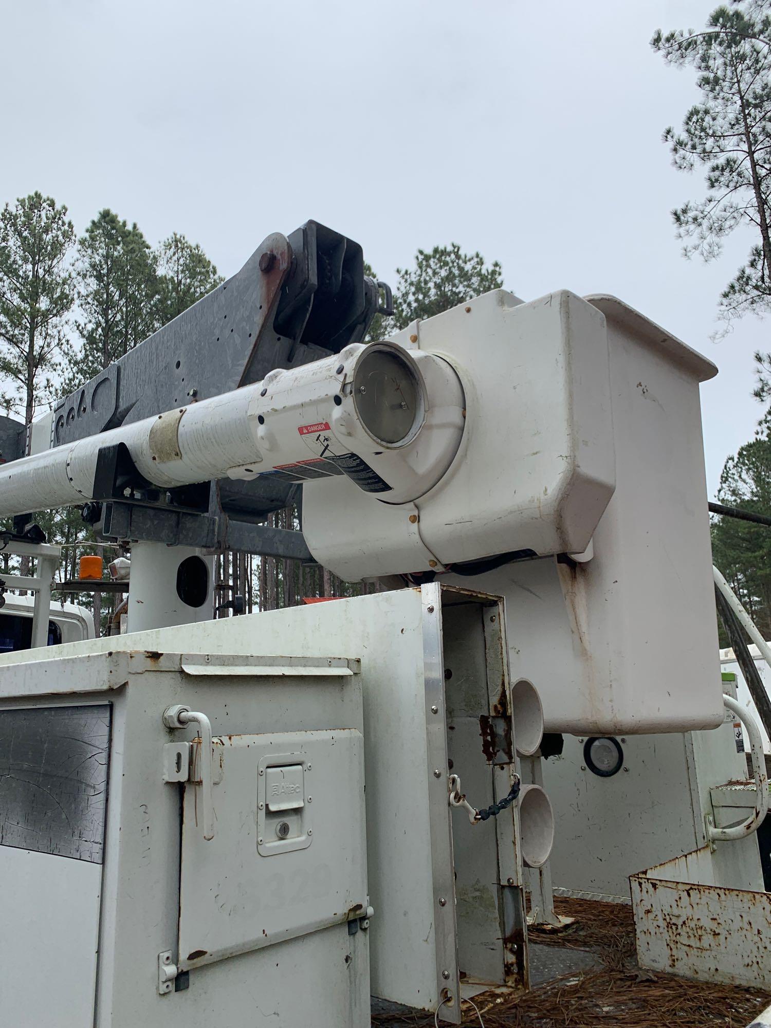 2009 International 4300 SBA Maxxforce DT S/A Altec L42A Bucket Truck