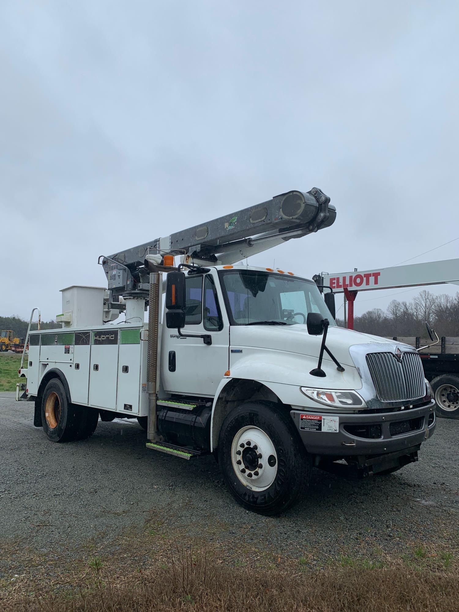 2009 International 4300 SBA Maxxforce DT S/A Altec L42A Bucket Truck