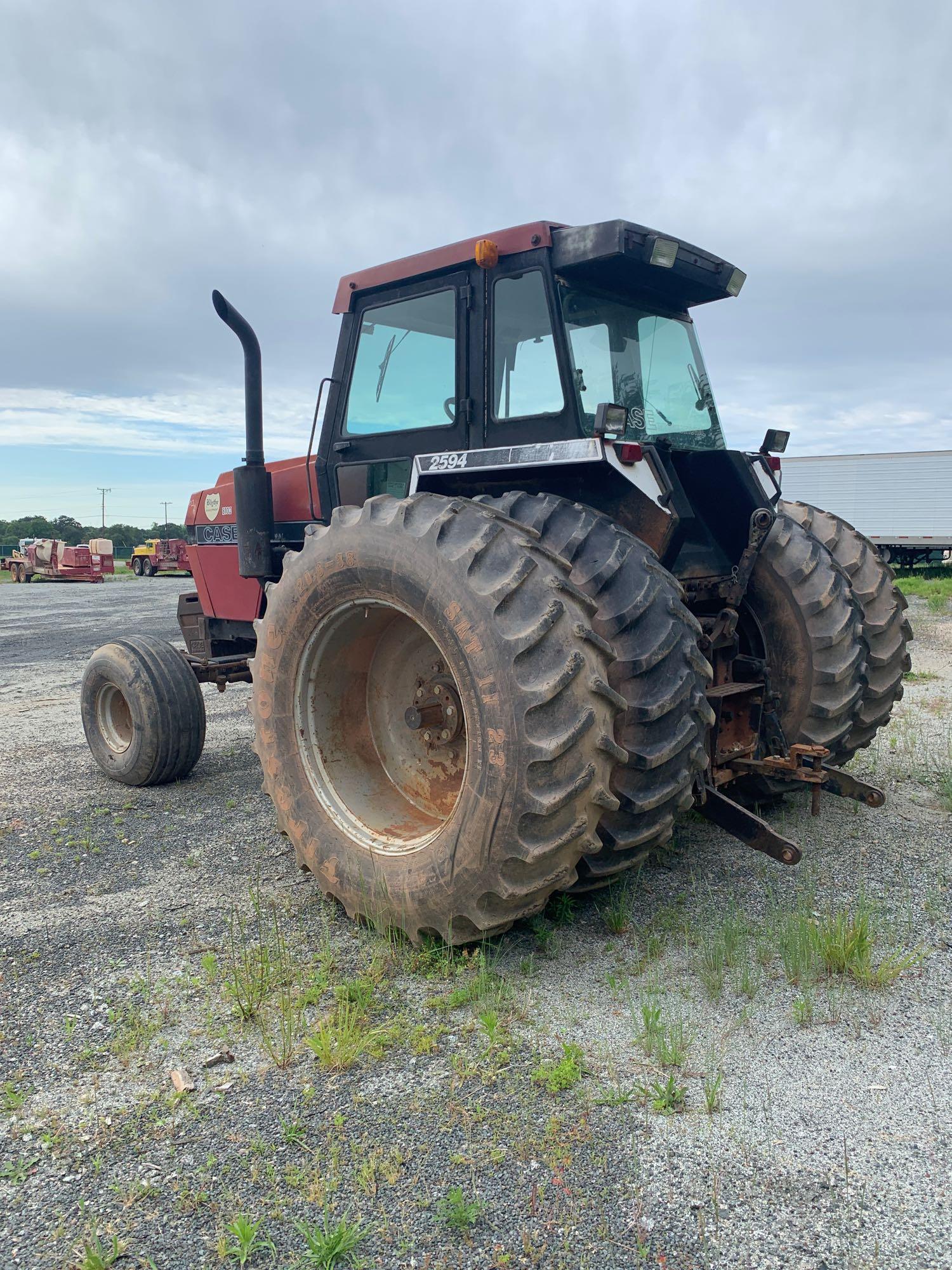 CASE IH 2594 2WD Tractor