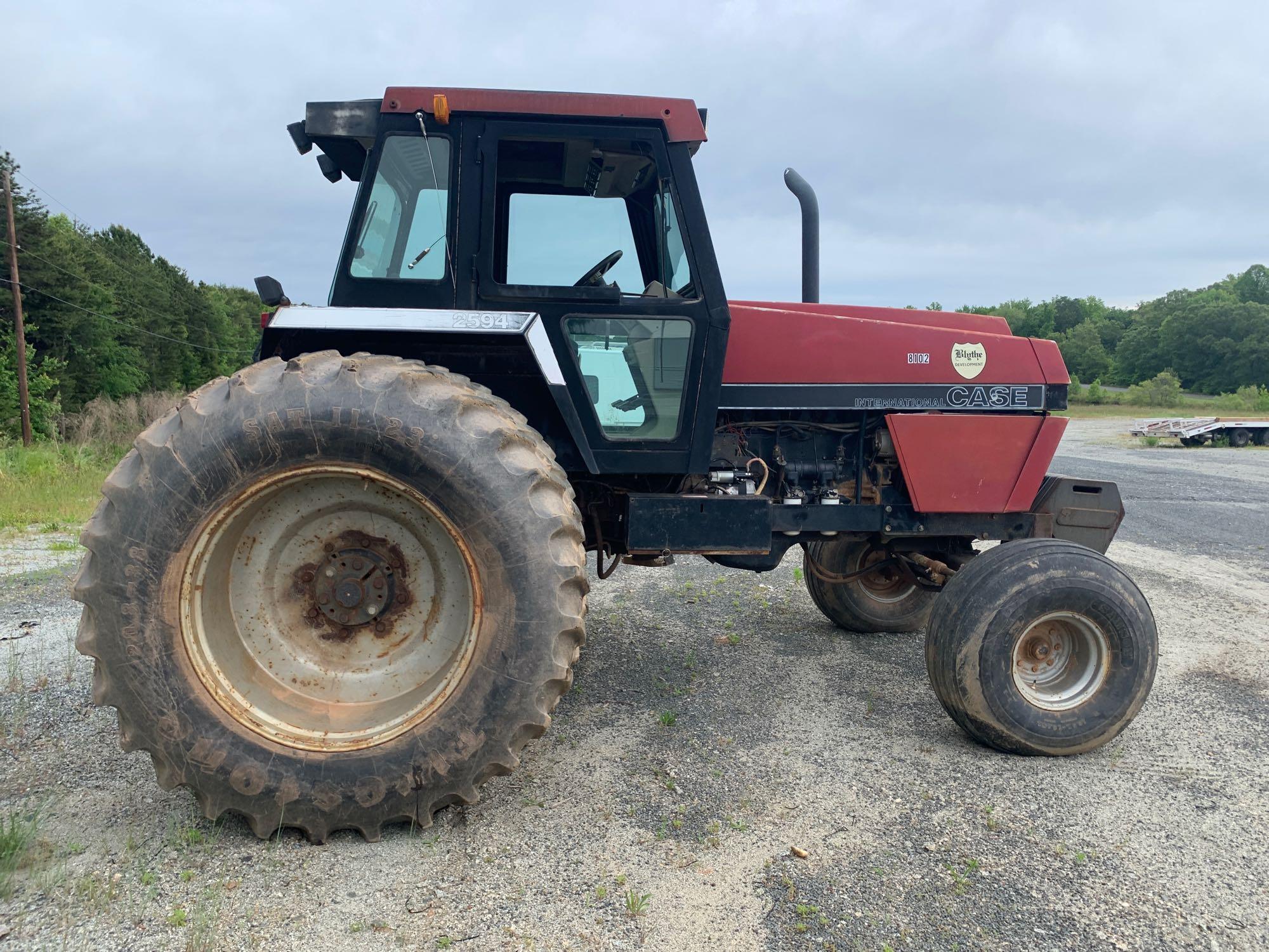 CASE IH 2594 2WD Tractor