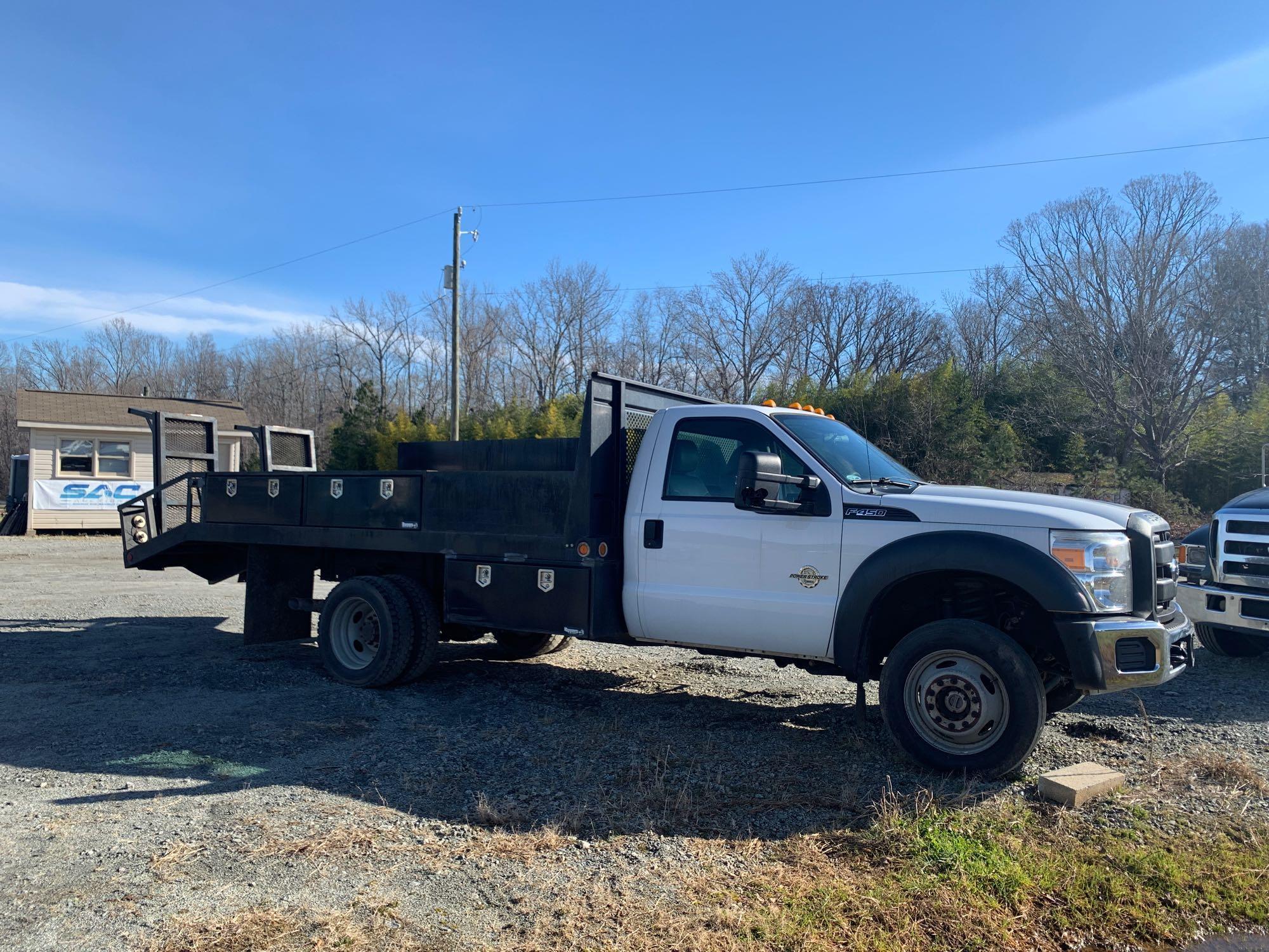 2013 Ford F-450 4x4 S/A Landscape Truck