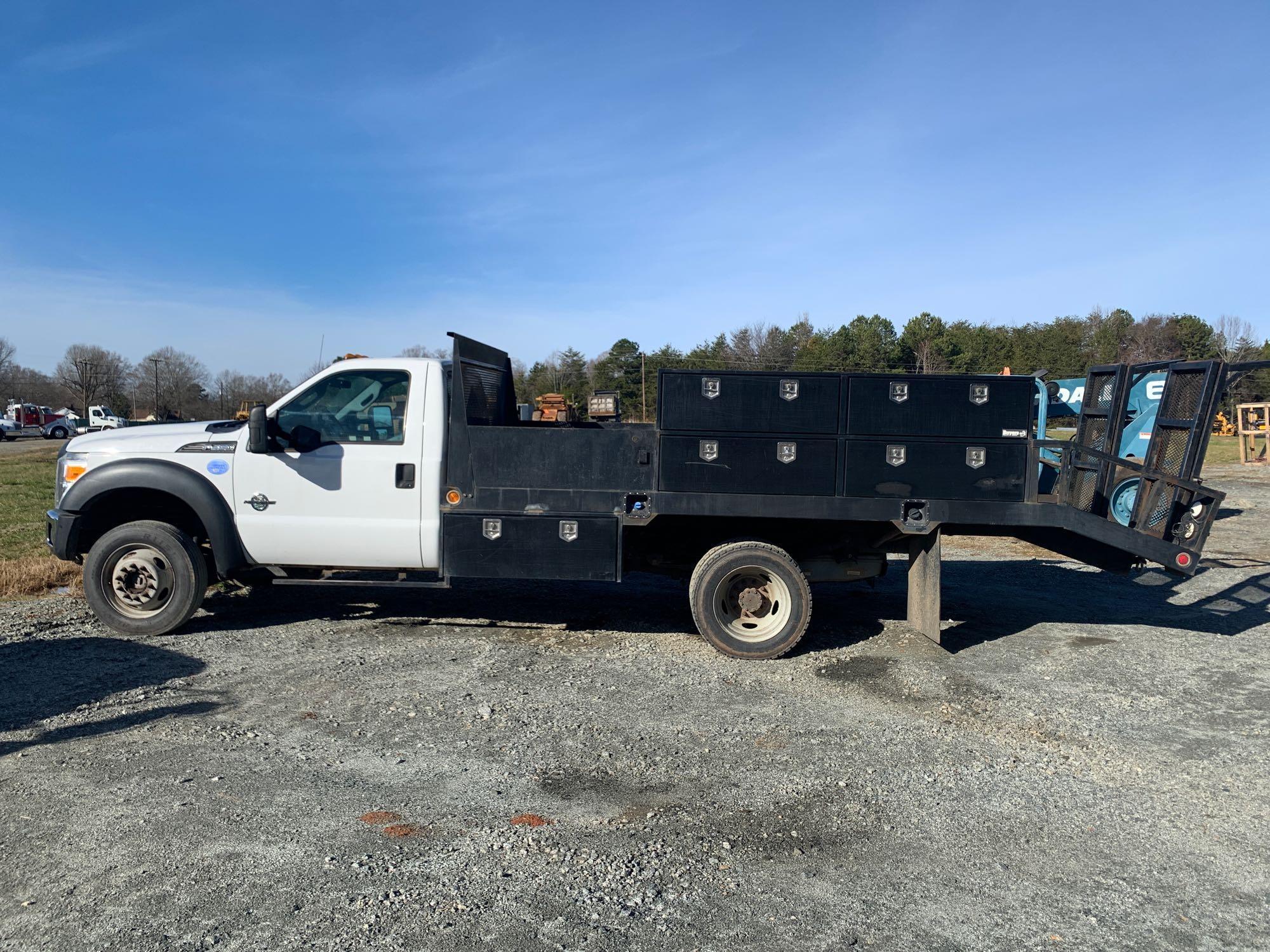 2013 Ford F-450 4x4 S/A Landscape Truck