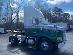 1999 Freightliner FLD112 S/A Daycab Truck Tractor