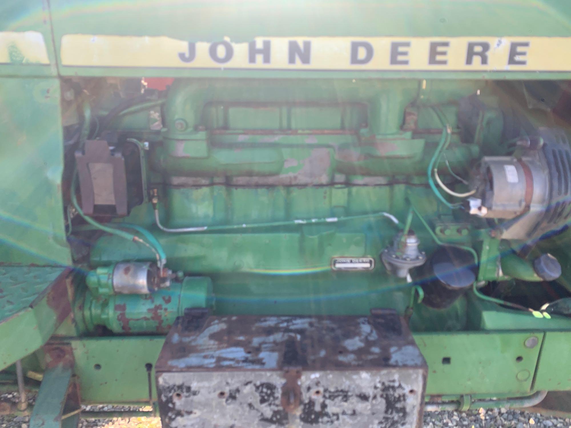 John Deere 2840