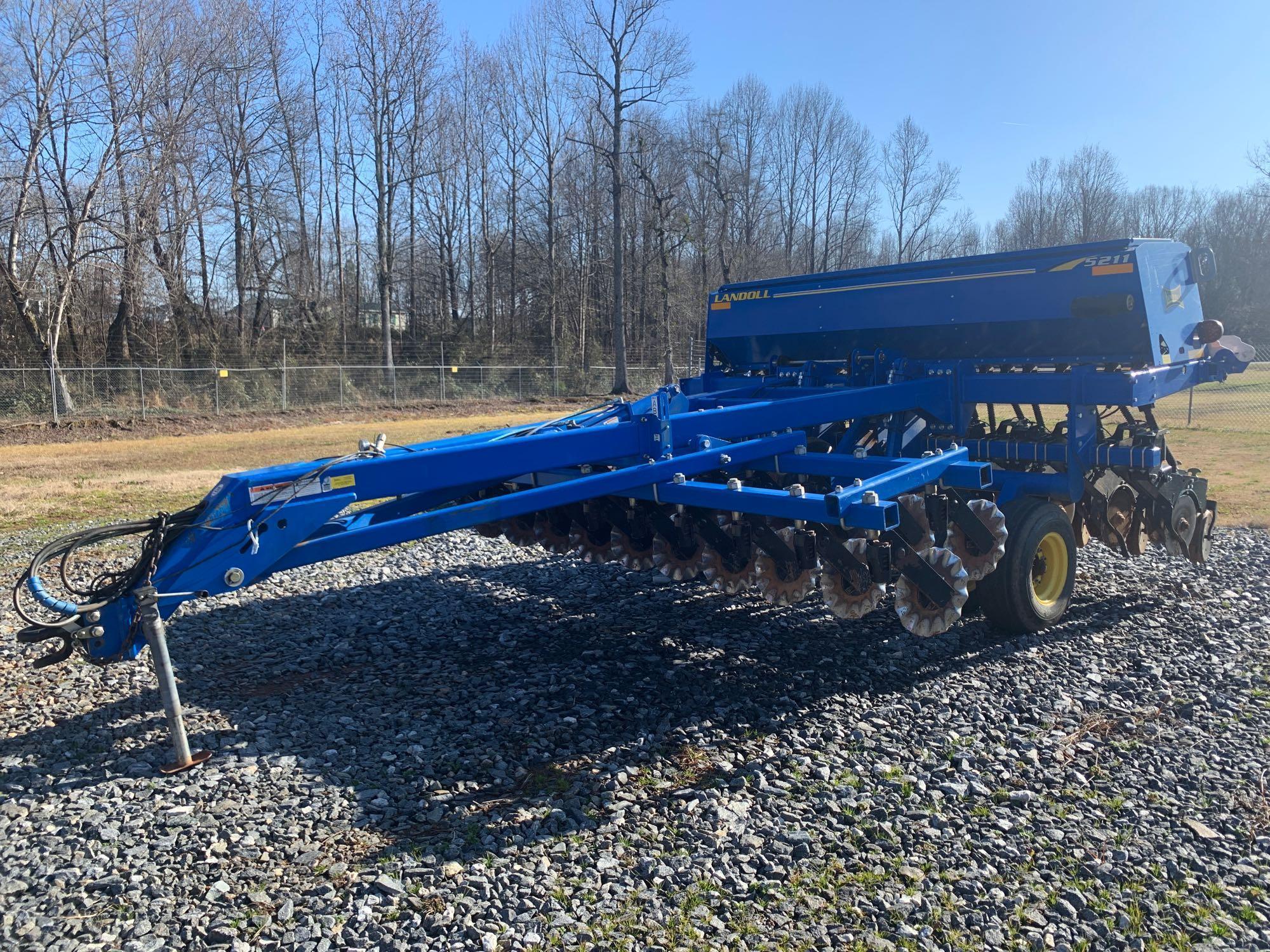 Landoll 5211 12FT Drill