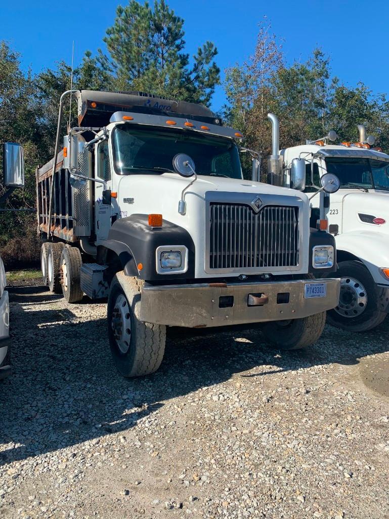 2006 International Paystar 5000 Tri/A Dump Truck