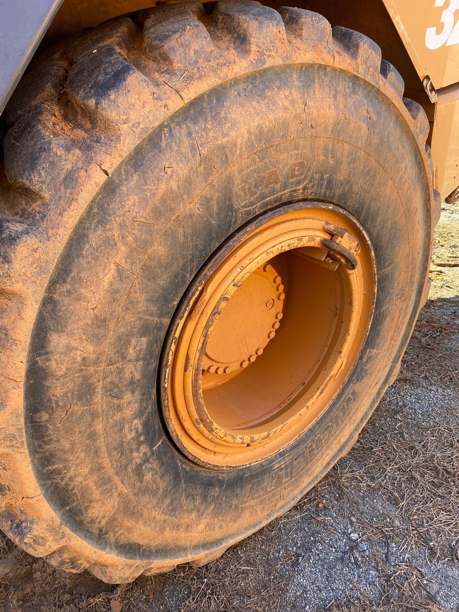 2003 CASE 325B 6X6 ARTICULATED DUMP TRUCK