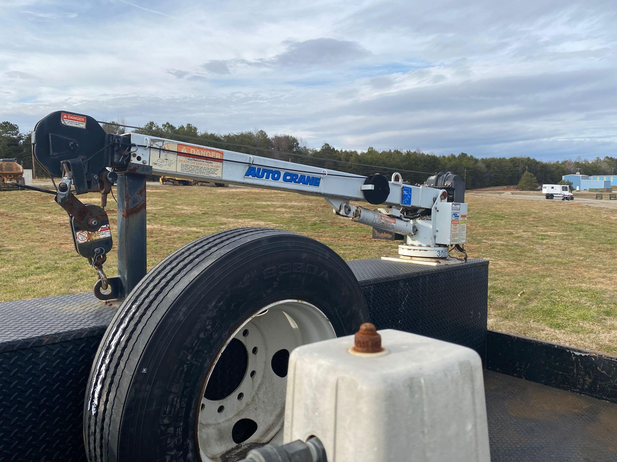 2000 Ford F-650XL S/A Mechanics Truck