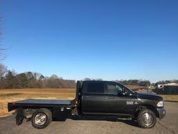 2018 Dodge Ram 3500 Crew Cab Flatbed Truck