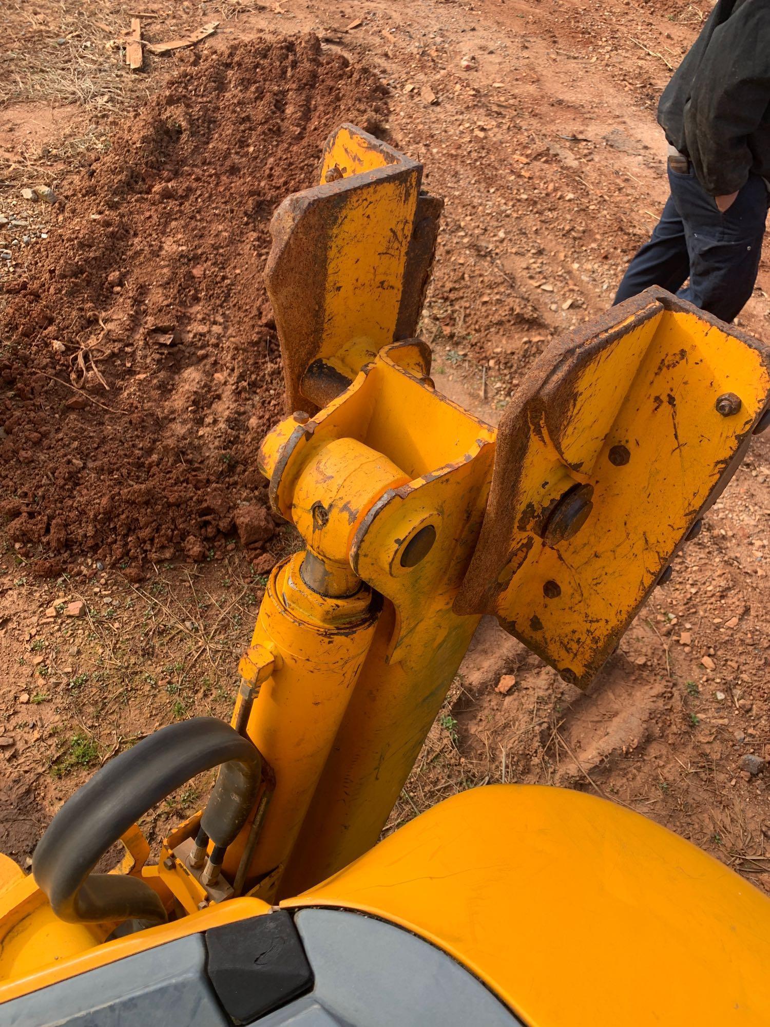 2007 JCB 214 4WD Loader Backhoe