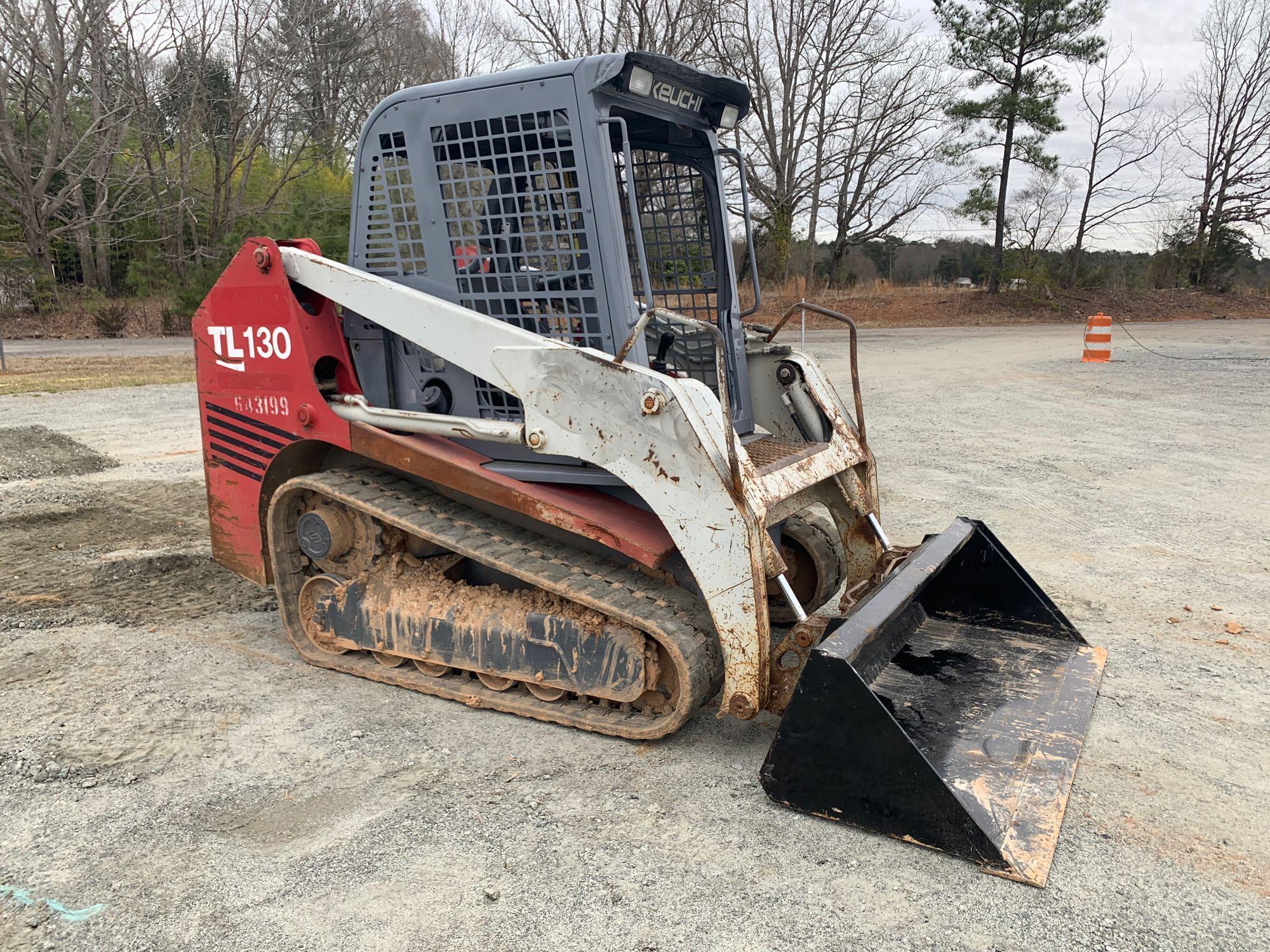 Takeuchi TL130 Crawler Skid Steer