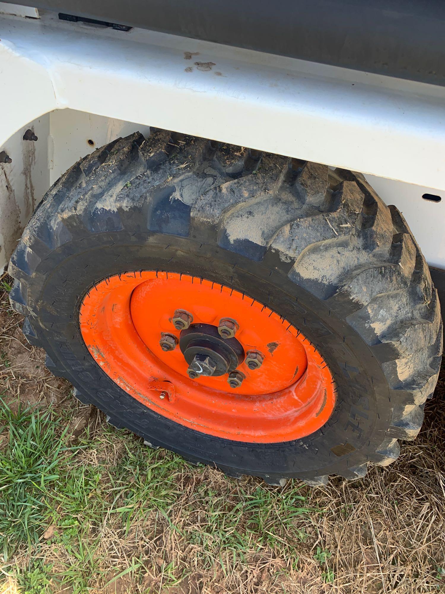 2004 Bobcat 553 Skid Steer