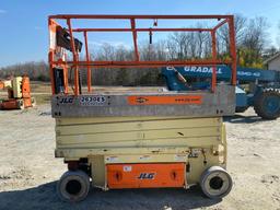 JLG 2630ES 26FT Electric Scissor Lift