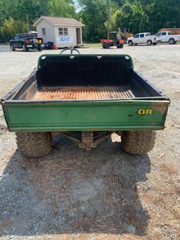 John Deere Turf Gator